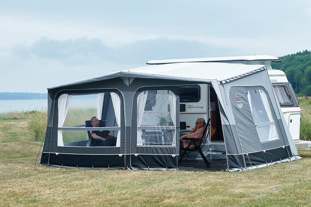 Aventure Soldes -Aventure Soldes isabella eriba touring caravan awning panel open